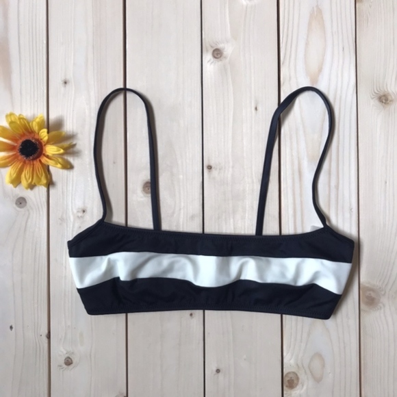 SOLID & STRIPED Other - SOLID & STRIPED Brooke Bikini Top NEW